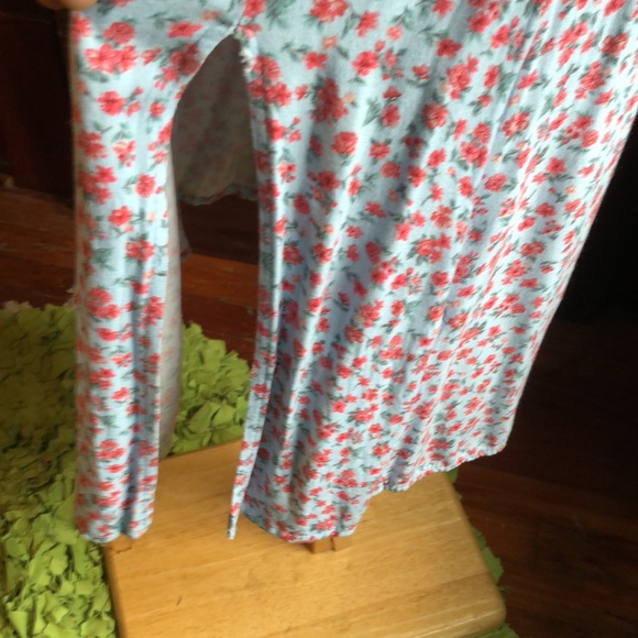 American Eagle 🦅 sundress med/midi/smocked in back/stretch strap makes ruffle - Picture 4 of 12